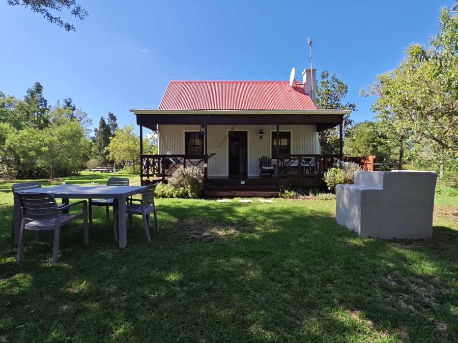 To Let 2 Bedroom Property for Rent in Rheenendal Western Cape